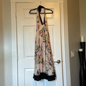 Nasty gal border floral maxi dress US size 4/UK size 8. NWT!